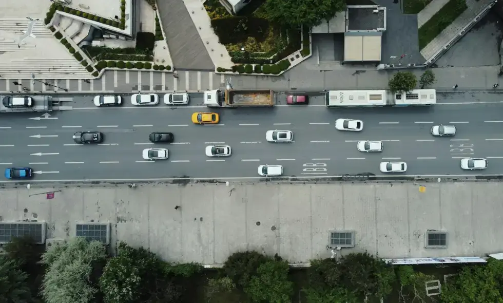 Starting Monday, expect the already poor traffic conditions on the D2 road from Záhoriá to worsen further.